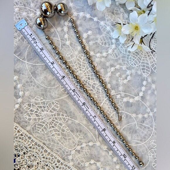 Vintage Chrome Ball Choker Necklace - Picture 6 of 9